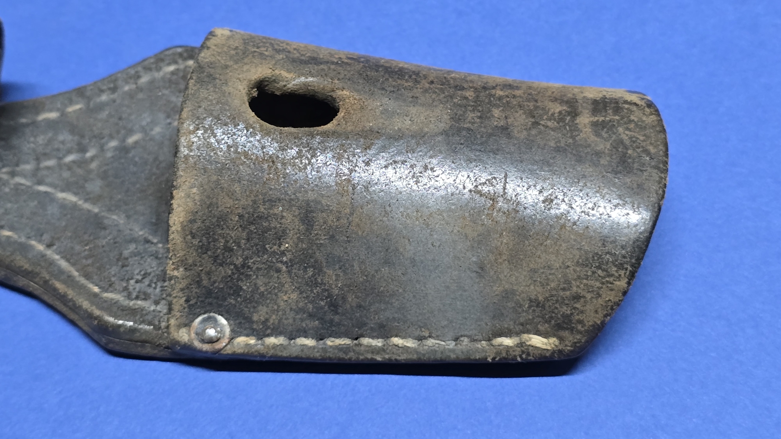 WW1 German 98/05 Butcher Bayonet Leather Frog - Image 4