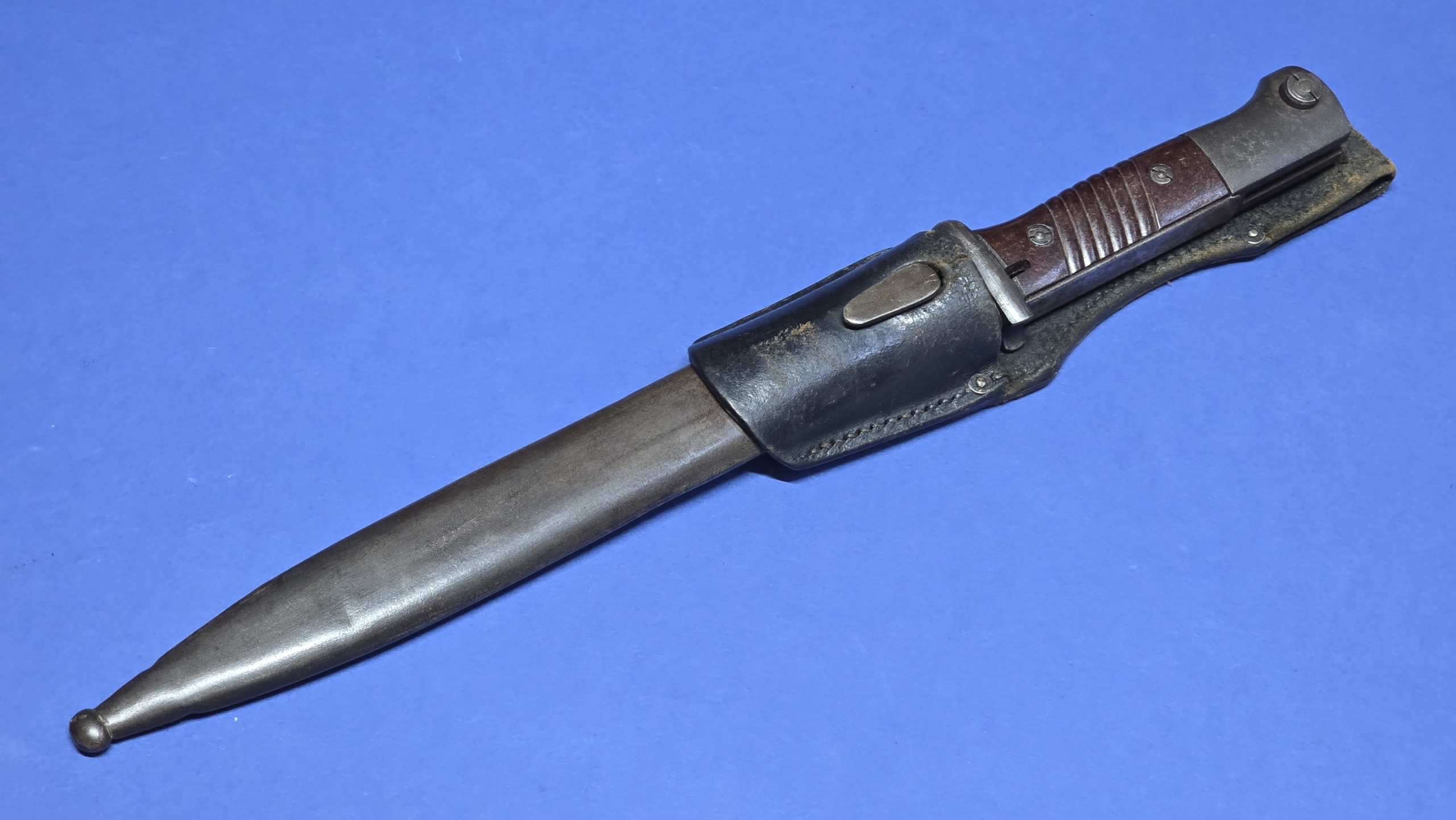 WW2 German K98 Bayonet – Near Mint Blade – Original Frog- 1944- CRS