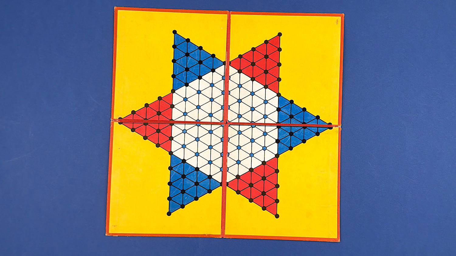 Reverse star-pattern Halma game board for three-player variation.