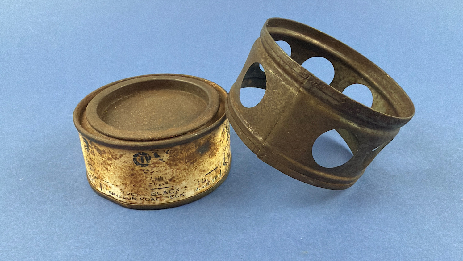 Original WW2 British Blackie "Tommy's Cooker" methylated spirit stove with flame reducer and embossed trade mark lid.