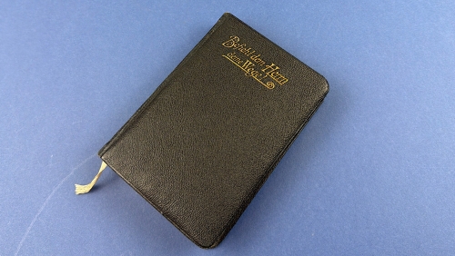 Original WW1 German Protestant hymn book with gilt title "Befiehl dem Herrn deine Wege!" to the front cover and leatherette binding
