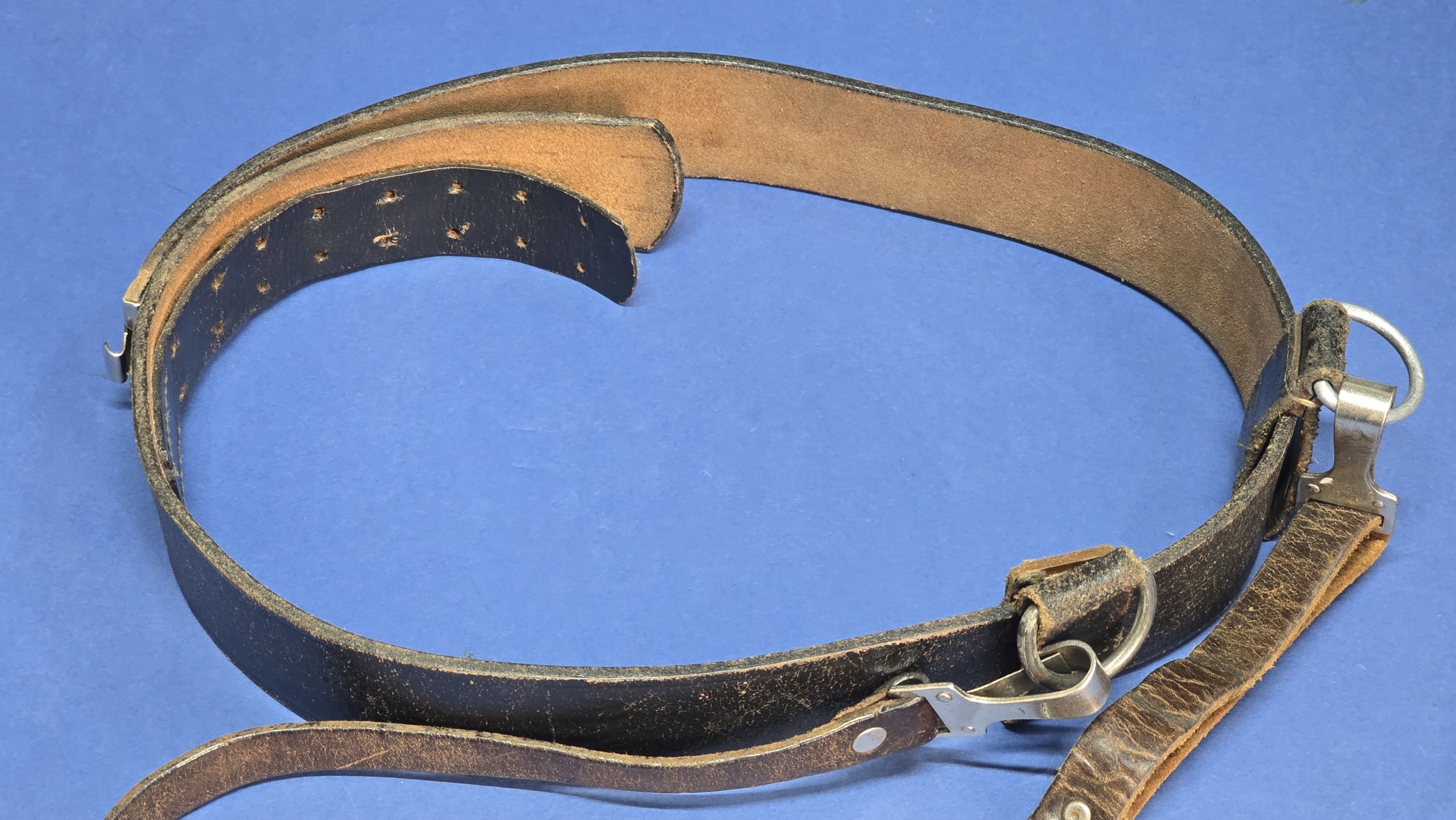 Original WWII German Leather Belt & Cross Strap Set – 1942