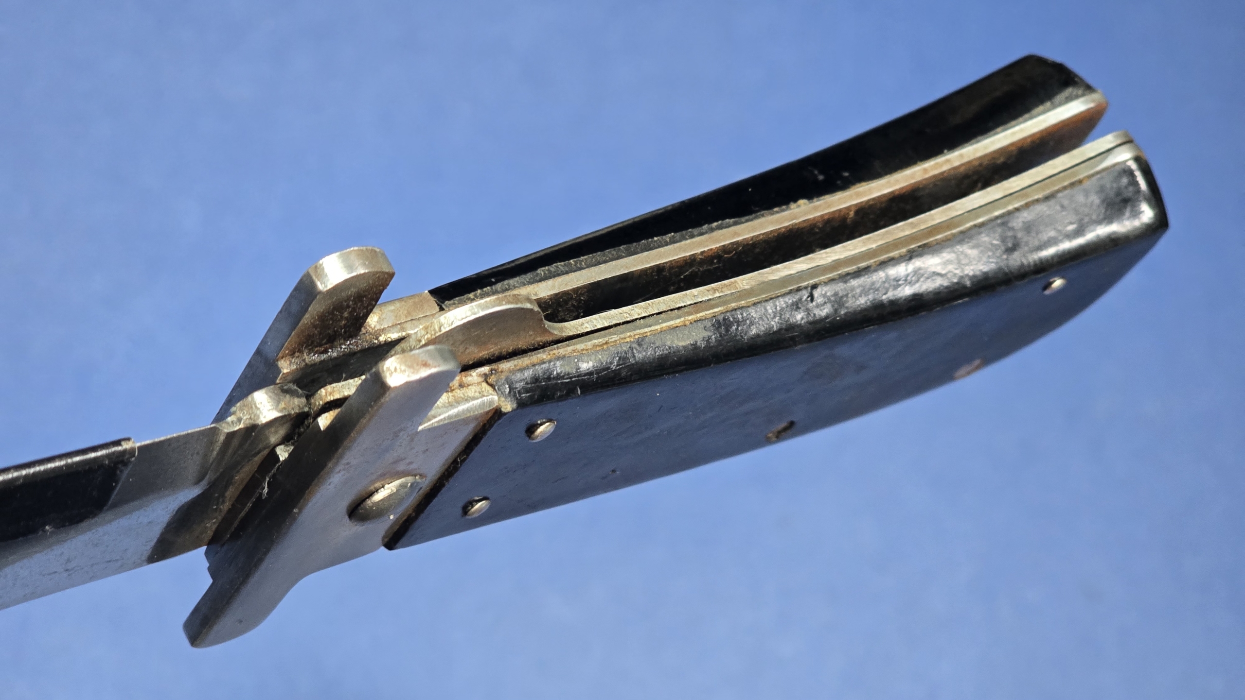 WW2 USAAF Folding Survival Machete – Cattaraugus U.S.A. – with Original Blade Guard