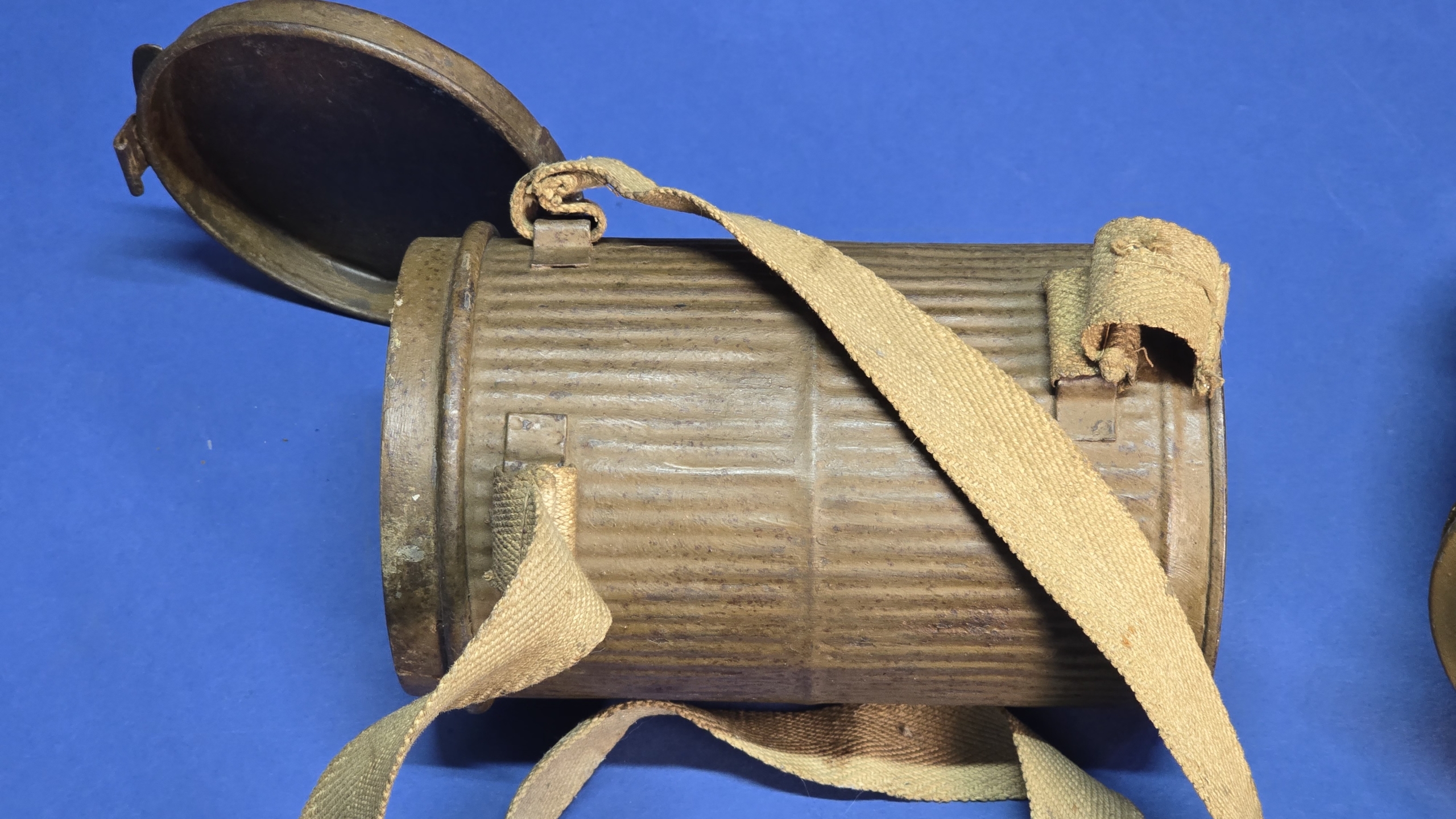 WW1 Belgian M18 Gas Mask with 1918 Dated Carrying Tin
