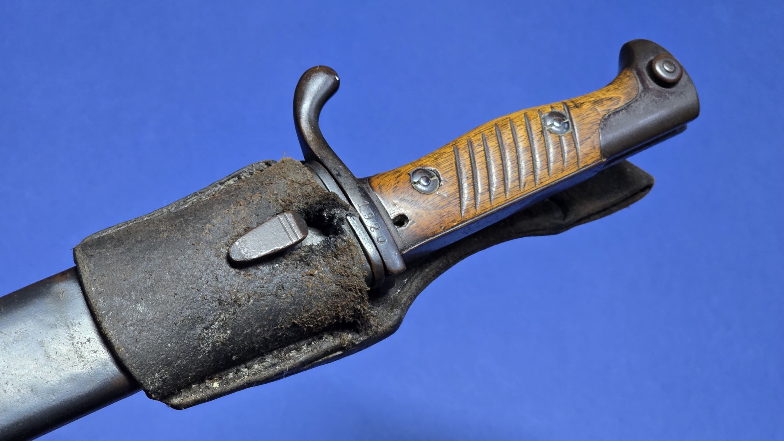 WW1 German 98/05 Bayonet (Butcher Bayonet) – 1918 – 1920 Weimar Reissue