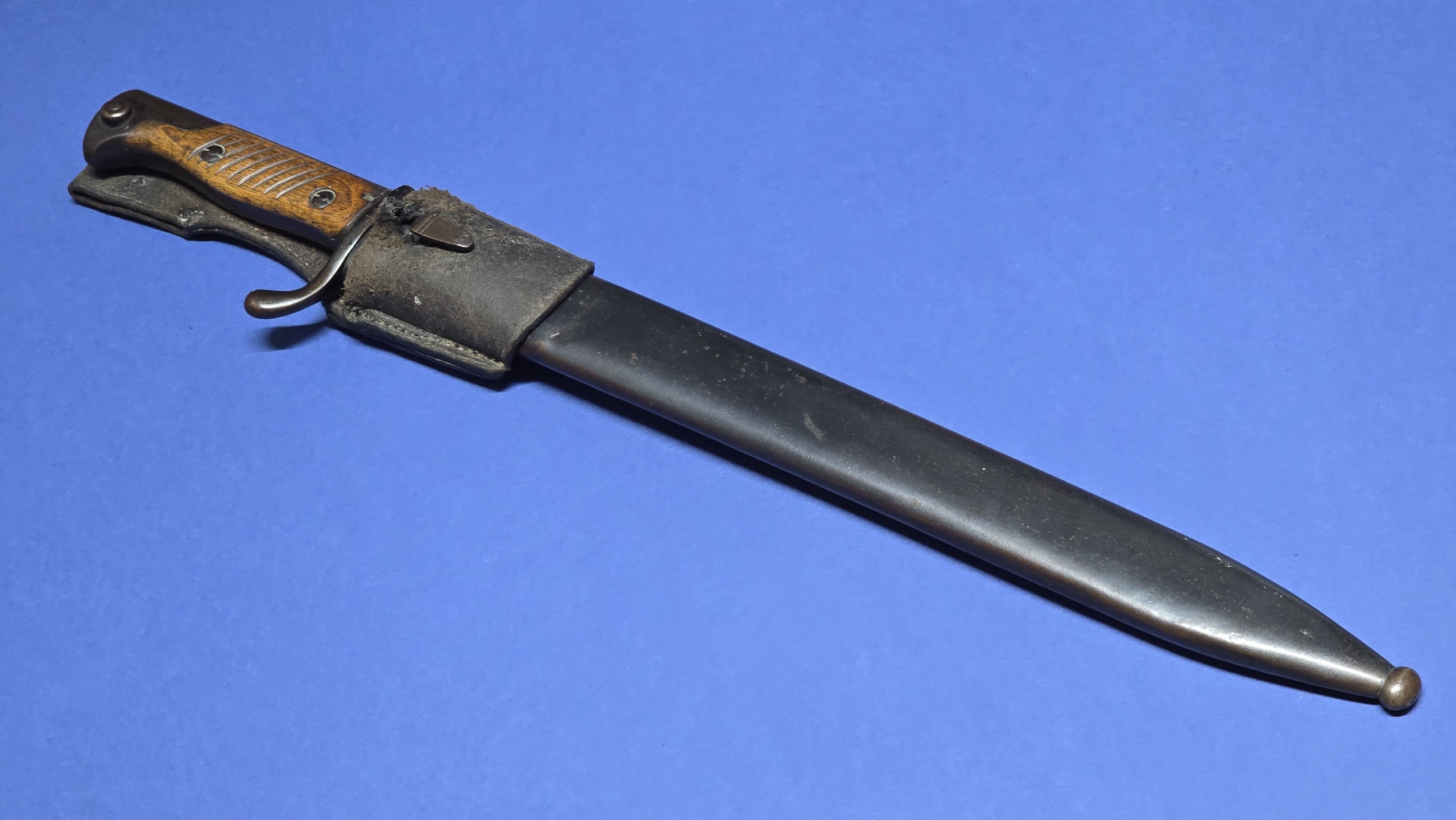 WW1 German 98/05 Bayonet (Butcher Bayonet) – 1918 – 1920 Weimar Reissue